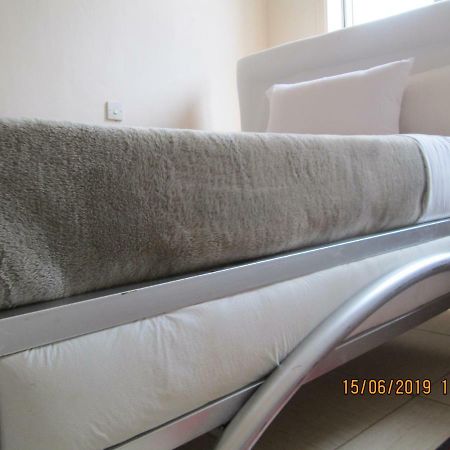 Zomba Bluegum Avenue Lodge מראה חיצוני תמונה